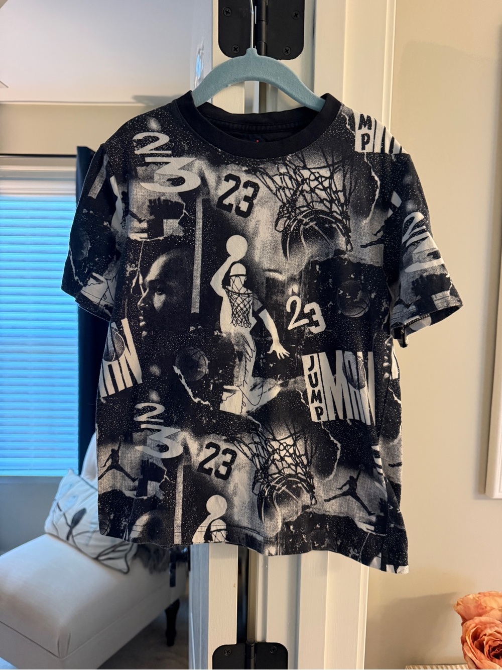 Like New - Jordan Tee - Youth Small
